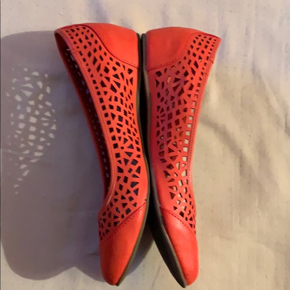 Shoes - Picture 3 of 3